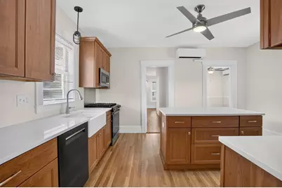 33 Parsons St, Newton, MA 02465 - Photo 7