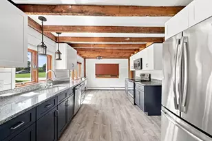 125 South St, Granby, MA 01033 - Photo 13