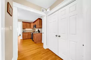 32 Eddy St, Waltham, MA 02451 - Photo 13