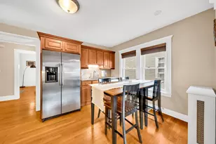32 Eddy St, Waltham, MA 02451 - Photo 9