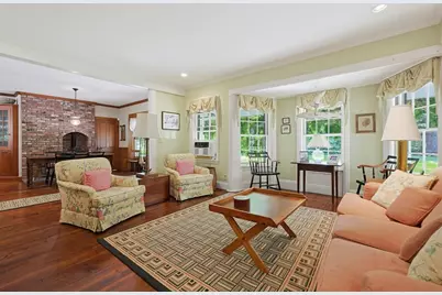 66 Malden St, West Boylston, MA 01583 - Photo 11