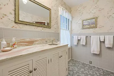 66 Malden St, West Boylston, MA 01583 - Photo 31