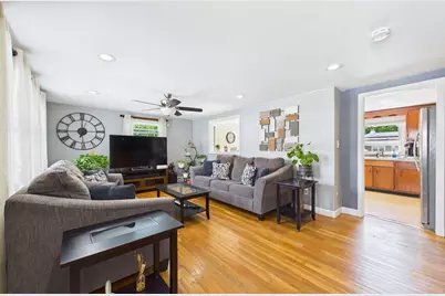 70 Fairmount St, New Bedford, MA 02740 - Photo 9