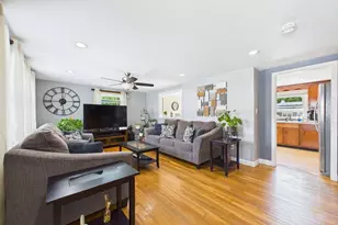 70 Fairmount St, New Bedford, MA 02740 - Photo 9