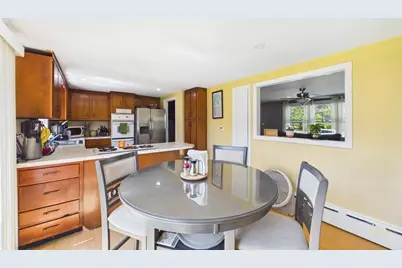 70 Fairmount St, New Bedford, MA 02740 - Photo 13