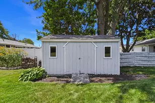 70 Fairmount St, New Bedford, MA 02740 - Photo 41