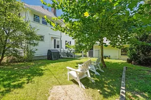 1055 Pleasant, Worcester, MA 01602 - Photo 9
