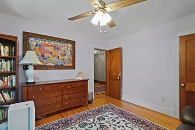 1055 Pleasant, Worcester, MA 01602 - Photo 25