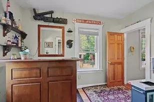 1055 Pleasant, Worcester, MA 01602 - Photo 21
