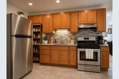190 Main St #5, Malden, MA 02148 - Photo 1
