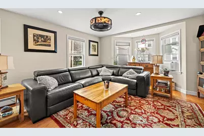15 Beacon St, Salem, MA 01970 - Photo 9