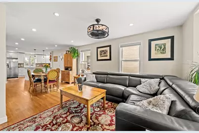 15 Beacon St, Salem, MA 01970 - Photo 15