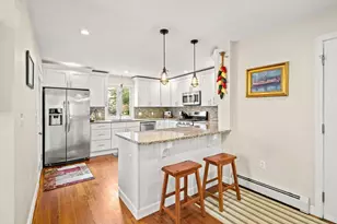 15 Beacon St, Salem, MA 01970 - Photo 13