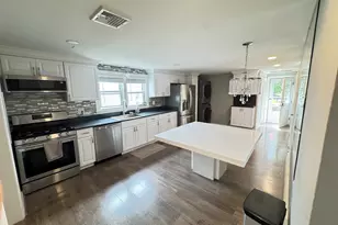 59 West St, Newton, MA 02458 - Photo 3