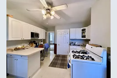 512 East 3rd St. #2, Boston, MA 02127 - Photo 3