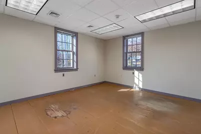 10 Common Rd, Ashby, MA 01431 - Photo 15