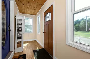 27 Bliss Ave, Mansfield, MA 02048 - Photo 5