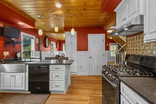 27 Bliss Ave, Mansfield, MA 02048 - Photo 13