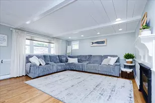 9 Massachusetts Ave, Danvers, MA 01923 - Photo 5