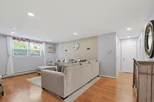 91 Pleasant St, Medfield, MA 02052 - Photo 13