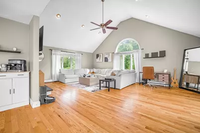 96 Fowler St, Upton, MA 01568 - Photo 7