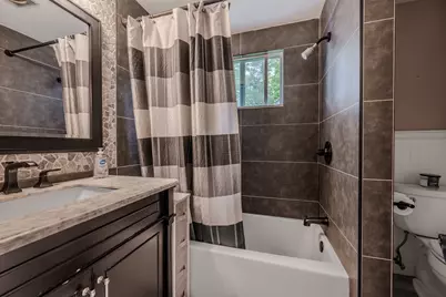 735 Hildreth St, Dracut, MA 01826 - Photo 3