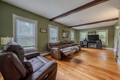 735 Hildreth St, Dracut, MA 01826 - Photo 5