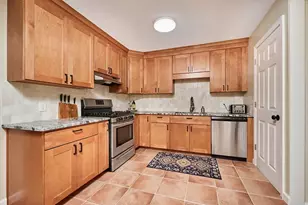 26 Oliver St, Easthampton, MA 01027 - Photo 9