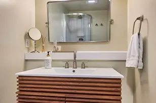 26 Oliver St, Easthampton, MA 01027 - Photo 23