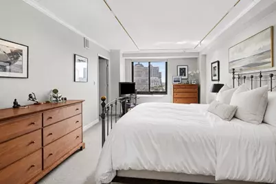 180 Beacon #15B, Boston, MA 02116 - Photo 25