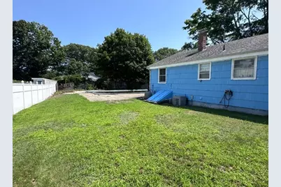 35 Wall St, Bourne, MA 02532 - Photo 15
