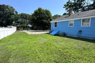 35 Wall St, Bourne, MA 02532 - Photo 15