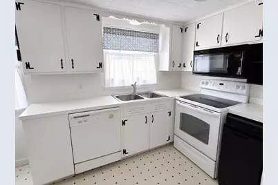 35 Wall St, Bourne, MA 02532 - Photo 7