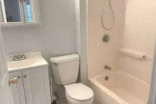 122 Berkshire St, Cambridge, MA 02141 - Photo 11