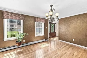 35 Meeshawn Ave, Taunton, MA 02718 - Photo 9