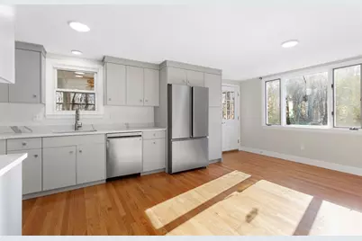 12 Hickory Ln #12, Burlington, MA 01803 - Photo 11