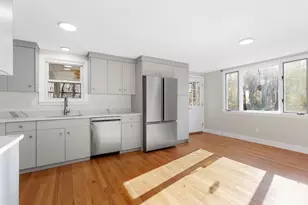 12 Hickory Ln, Burlington, MA 01803 - Photo 11