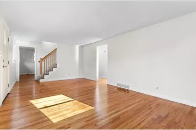 12 Hickory Ln #12, Burlington, MA 01803 - Photo 9