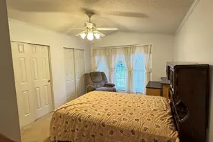 160 Washington St, Plainville, MA 02762 - Photo 21