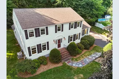 22 Danielle Ln, Mansfield, MA 02048 - Photo 3