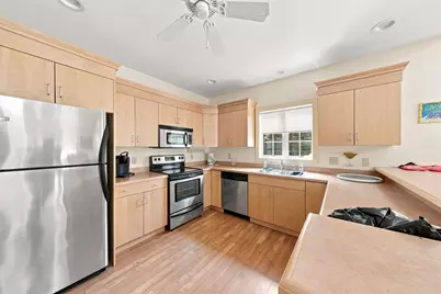 1068 Victoria St #A4, New Bedford, MA 02745 - Photo 29