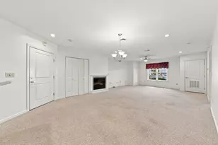 1068 Victoria St, New Bedford, MA 02745 - Photo 7