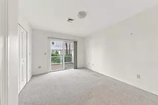 1068 Victoria St, New Bedford, MA 02745 - Photo 19