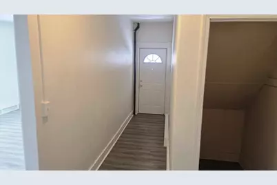 29 Beech St #A, Fitchburg, MA 01420 - Photo 3