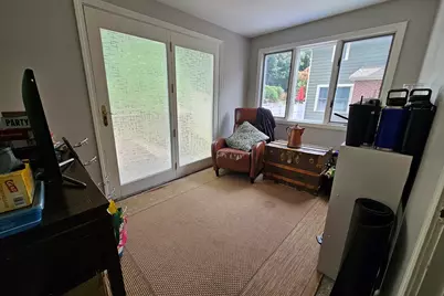 25 Essex St, Medford, MA 02155 - Photo 11