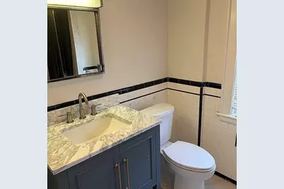 25 Essex St, Medford, MA 02155 - Photo 19