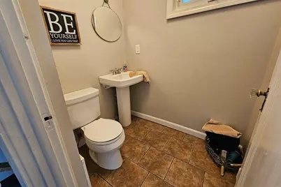 25 Essex St, Medford, MA 02155 - Photo 13