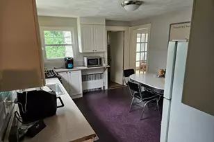 25 Essex St, Medford, MA 02155 - Photo 9