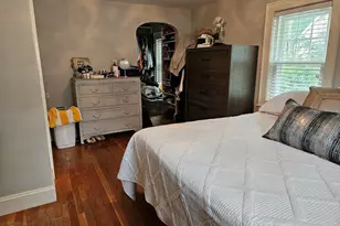 25 Essex St, Medford, MA 02155 - Photo 15