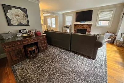 25 Essex St, Medford, MA 02155 - Photo 5
